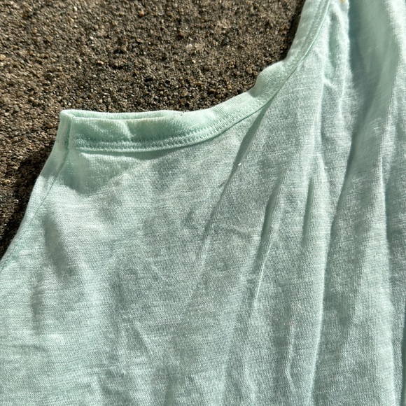 Pink by Victoria’s Secret tank top! Size large! Was worn but in good condition - Picture 5 of 5